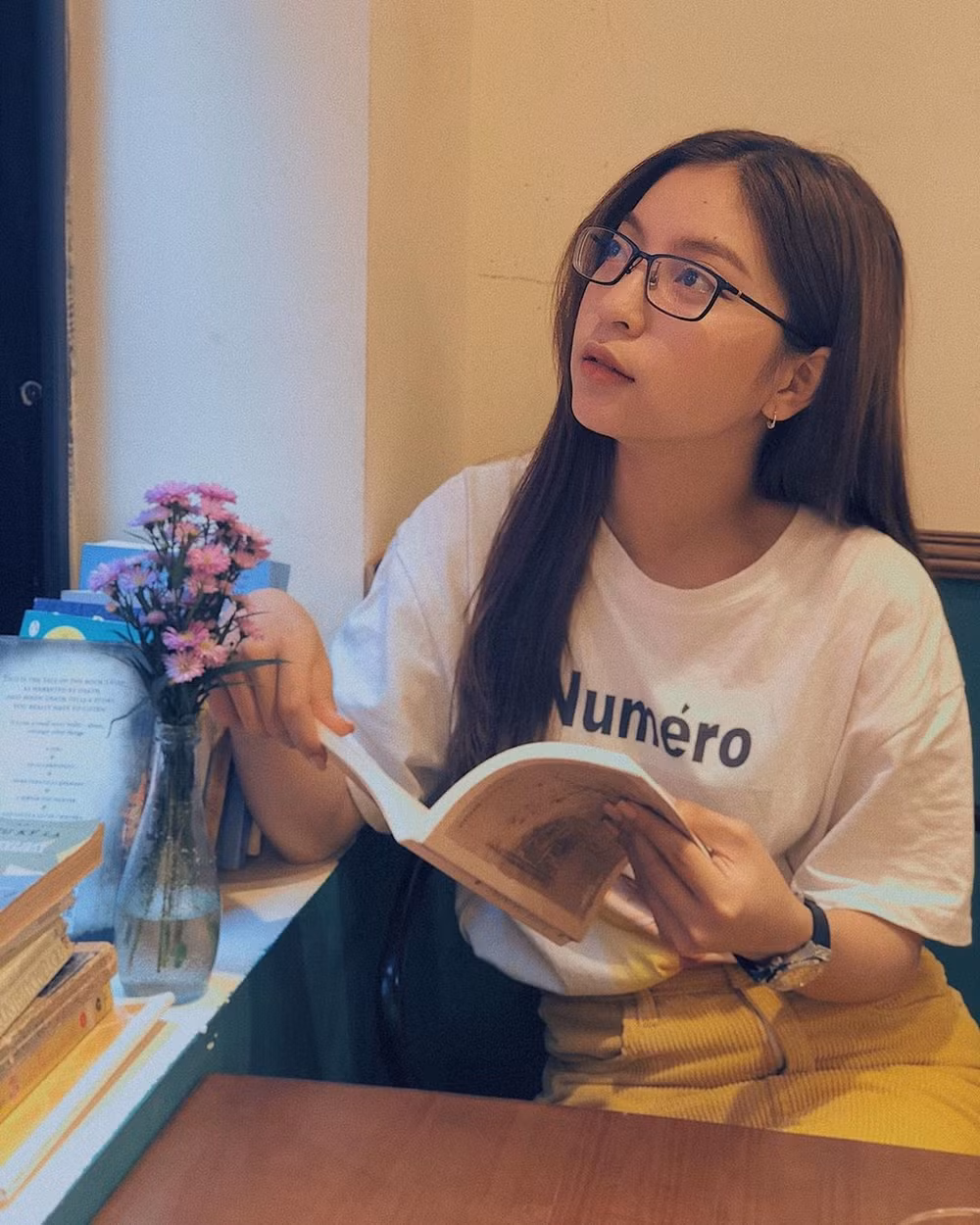 Chứng kiến những pha "thả tim" của Nhật Lê và Quang Hải, một số fans vẫn mong cặp đôi quay về bên nhau.