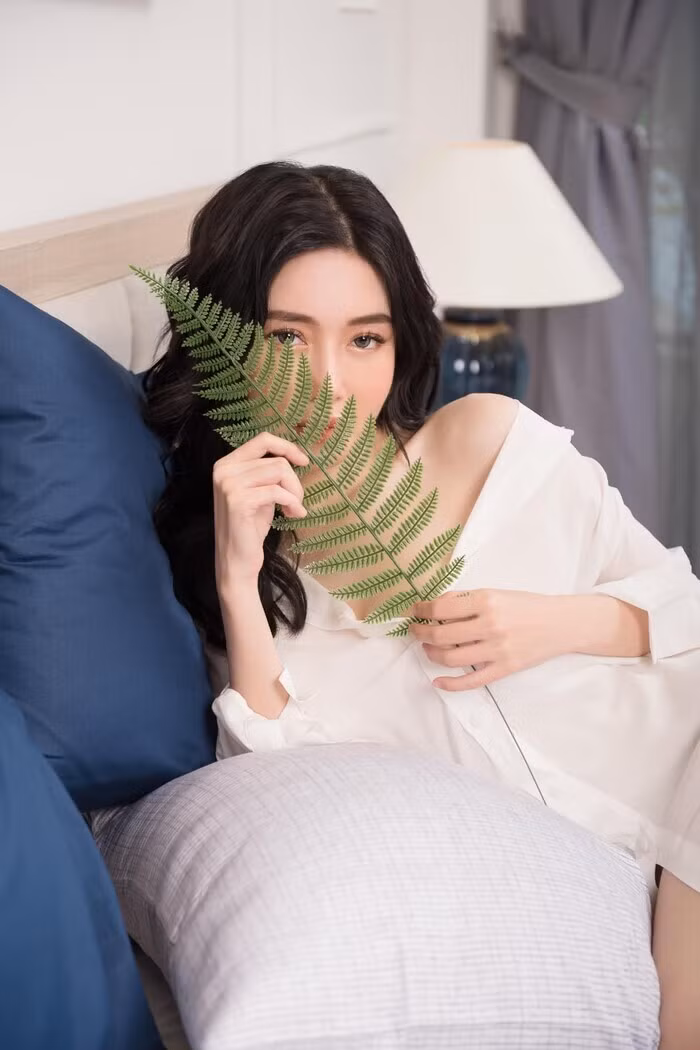 Tuy nhiên, một số người tại tỏ vẻ ngoài nghi và cho rằng "bà mẹ 2 con" cố ý bịa chuyện trầm cảm để tạo chiêu trò, "câu view" cho MV mới.