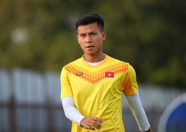 Dù không được thi đấu nhiều tại SEA Games 30 nhưng mỗi khi được tung vào sân, Ngọc Bảo đều cho thầy sự chắc chắn của mình trong bộ khung trung vệ của đội tuyển U23 Việt Nam. Bằng sự nhanh nhẹn và tinh ranh, cầu thủ này là chốt chặn khiến NHM yên tâm.