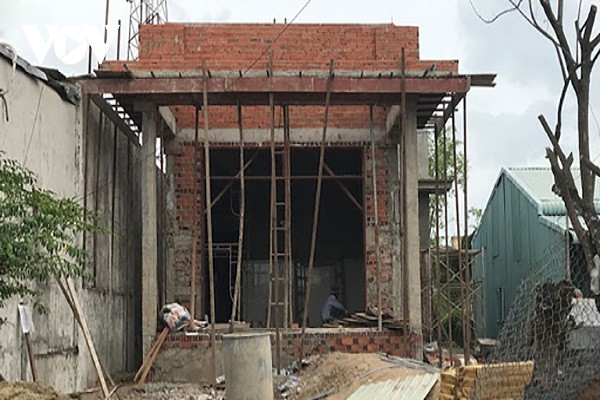 Nhung cong trinh nha o rieng le nao duoc mien giay phep xay dung?