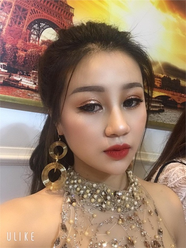 Sau thời gian bất ngờ nổi tiếng, Như Ngọc vẫn giữ cuộc sống bình thường của mình. Cô bạn không nao núng trước những lời bình luận cho rằng mình "làm màu" hay "câu view".