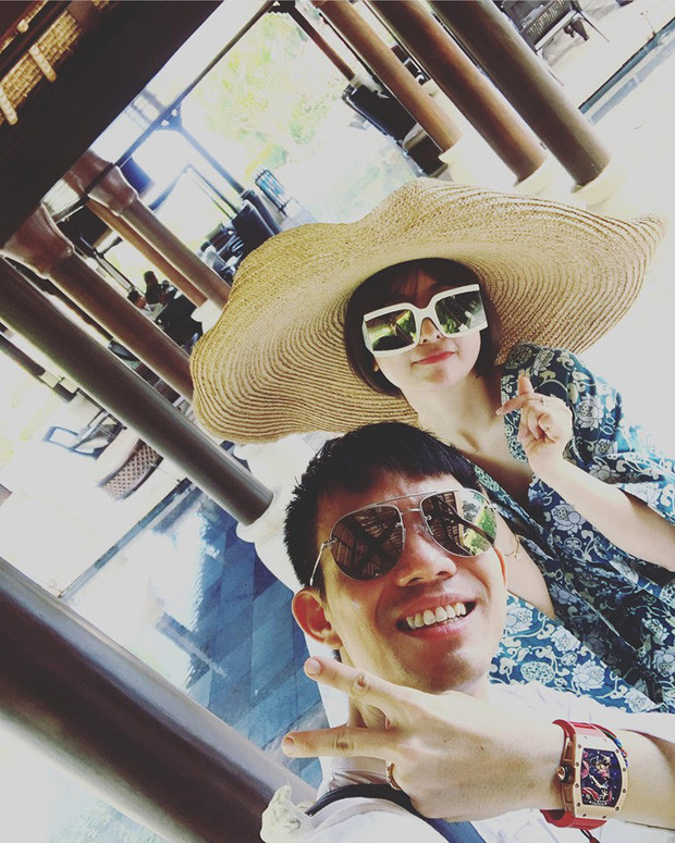 Trong mắt nhiều netizen, Mina Phạm đúng chuẩn "quý cô chanh sả" khi luôn chia sẻ hình ảnh của mình bên đồ hiệu và thần thái quen thuộc.