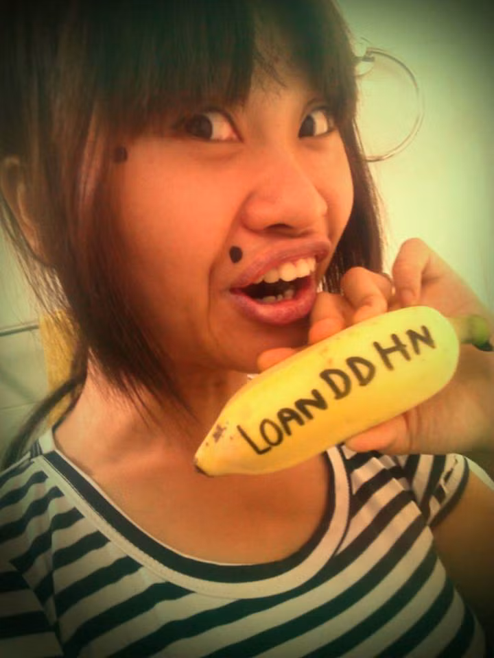 Nếu ở đất nước Thái Lan, nhiều người đã quá quen với gương mặt của cô nàng Happy Polla thì tại Việt Nam cũng có một hiện tượng mạng tương tự mang tên Chippy Polla.