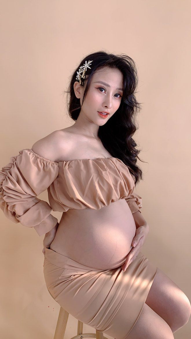 Dù nổi tiếng trên mạng xã hội song cuộc sống của Loan thời điểm đó không mấy dễ dàng. Cô liên tục bị cư dân mạng chỉ trích bởi họ cho rằng việc hoá trang như vậy là chiêu trò, bất chấp mọi thứ để nổi tiếng. Không những thế, sau khi bị bệnh, cô và chồng cũng ly hôn, một mình bươn chải nuôi con gái nhỏ.