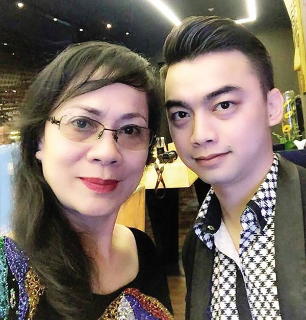 Tên tuổi của Hà Duy gây chú ý nhiều hơn khi công khai hẹn hò cũng giảng viên Âu Hà My. Họ công khai mối quan hệ trên mạng xã hội vào khoảng cuối năm 2017.