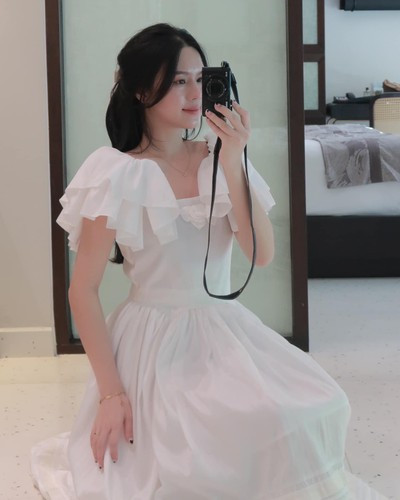 Hành động của Uyên Kem trong những ngày vừa qua nhận được lời khen từ netizen về tấm lòng nhân ái.