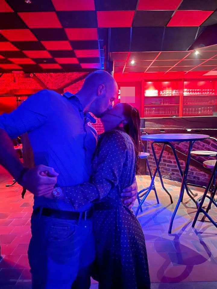 Ở phần bình luận, rất nhiều người gửi lời chúc mừng Lò Thị Mai khi cô tìm được tình yêu mới.