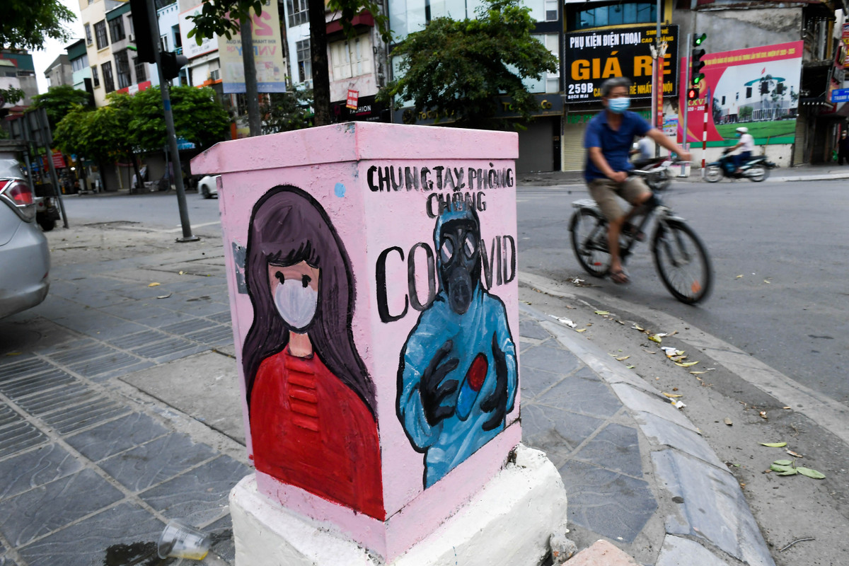 Chung tay phòng chống COVID-19 không chỉ là của một người mà là của một cộng đồng.