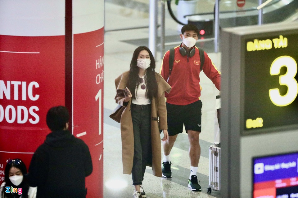 Sau hơn 2 năm hẹn hò kín đáo, Hải My mới dần xuất hiện cùng Văn Hậu nhiều hơn trước công chúng.