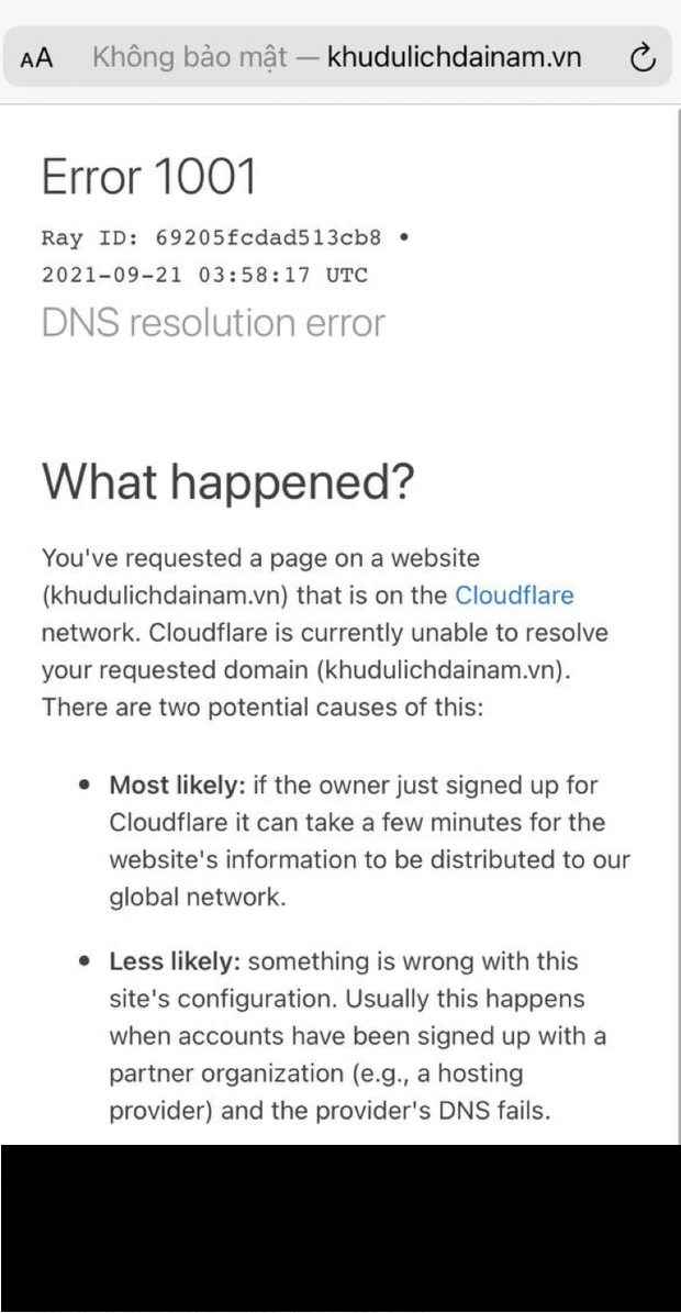 Khi đó, người thì đồn đoán KDL Đại Nam - công trình được cho là tâm huyết cả đời của đại gia Huỳnh Uy Dũng đã được rao bán cho người khác. Mặc khác, nhiều netizen lại cho rằng vì lo thị phi nên bà Phương Hằng đã đóng cửa.
