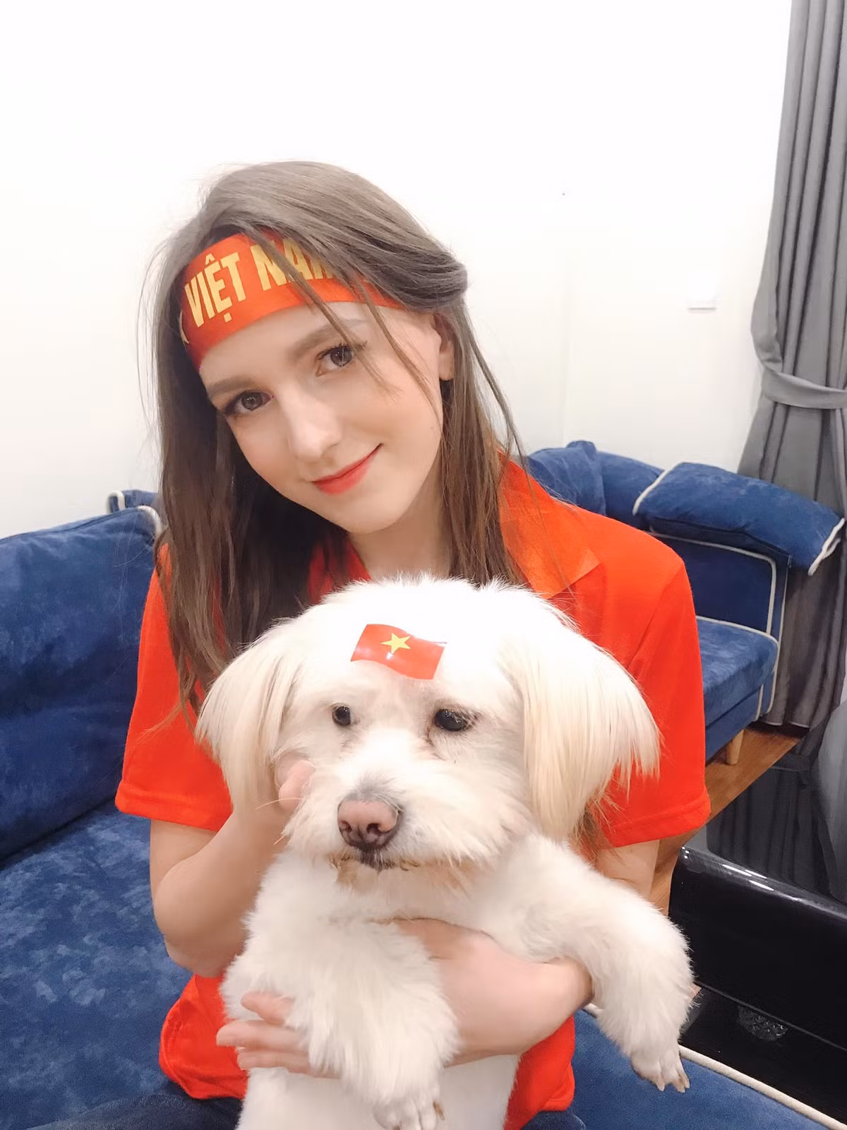 Dù dự đoán có chênh lệch so với thực tế 2-1 song cộng đồng mạng vẫn dành sự ưu ái. Người hâm mộ thậm chí còn để lại bình luận cho Alexandra rằng: "Cô gái Việt Nam".