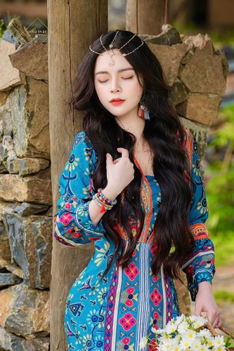 Cao Diệp Anh tiết lộ, cô may mắn sở hữu tạng người dễ tăng cân nhưng cũng rất dễ giảm cân nên chỉ cần điều chỉnh chế độ ăn uống, luyện tập một thời gian là đã có thể đạt được hình thể như mong muốn.