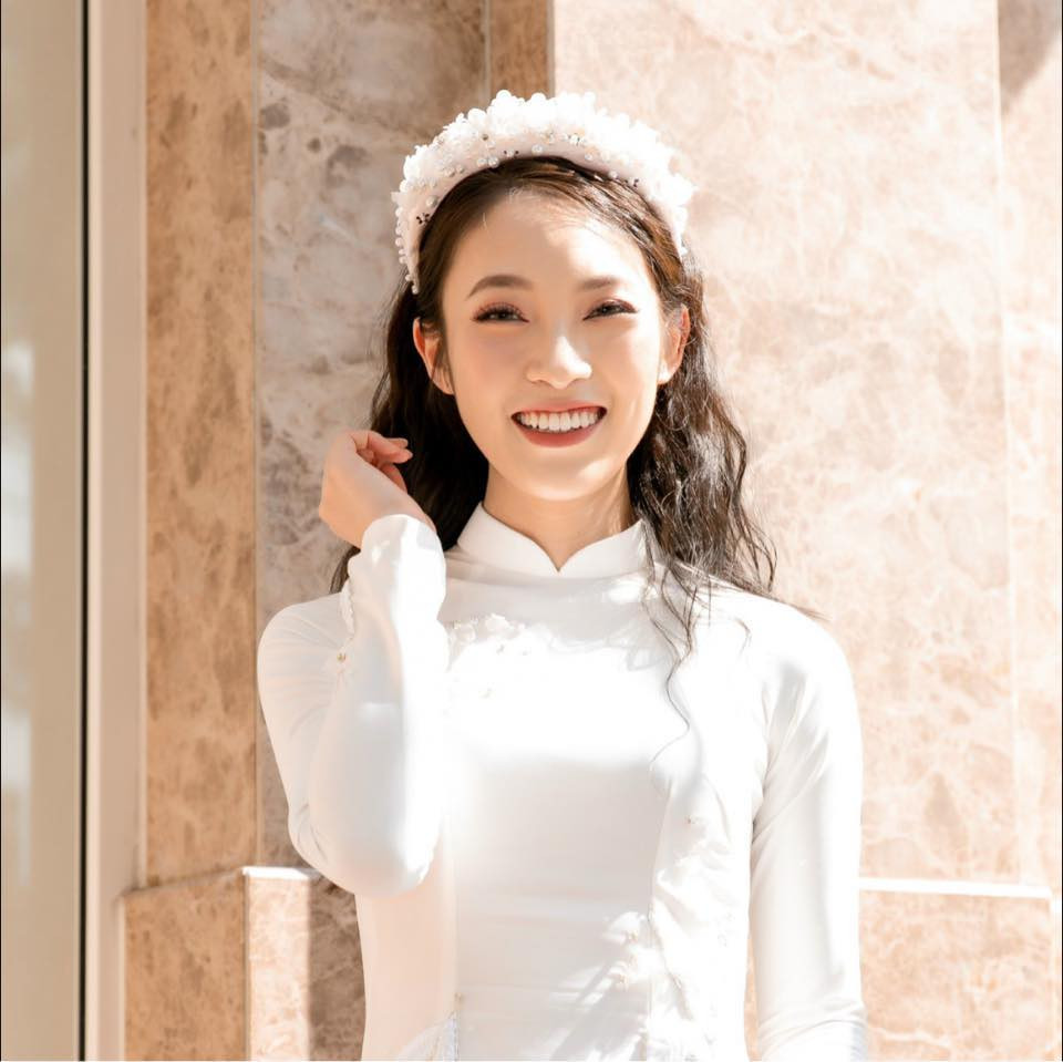 Thật không quá nếu nóng rằng, nữ MC Đường lên đỉnh Olympia chính là đại diện cho thế hệ Gen Z sáng tạo, không ngại lăn xả và luôn nỗ lực truyền đi những thay đổi tích cực.