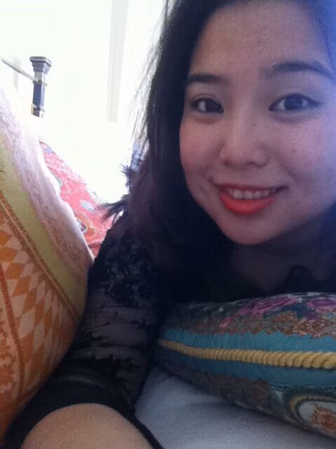 Con gái muốn xinh lên thì có rất nhiều cách nhưng cách được coi là hiệu quả và ít tốn kém nhất có lẽ phải kể đến giảm cân. Điển hình trong số đó, cô nàng có tên Jane Cheng gây ấn tượng với màn "lột xác" ngoạn mục.