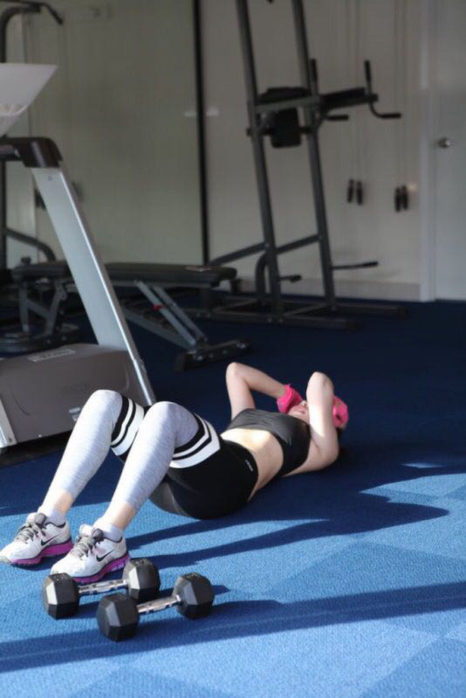 Kết quả là sau gần 1 năm nỗ lực, Jane đã giảm được 25kg, cân nặng xuống còn 55kg.