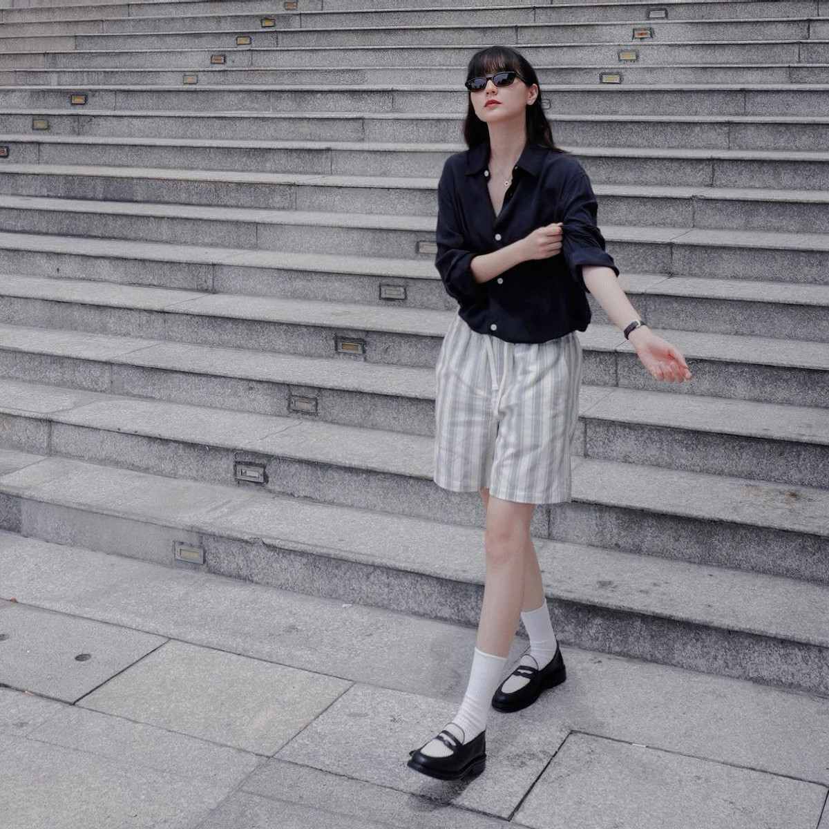 Hải Tú nay thử sức trong vai trò vlogger với video đầu tiên trong series Tú Đi Đâu Đấy.