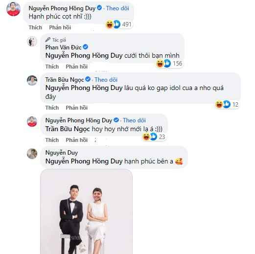 Trong ảnh, Phan Văn Đức diện vest bảnh bảo còn bà xã Nhật Linh khoác trên mình chiếc váy trắng thanh lịch, cả hai cùng nở nụ cười tươi tắn, rạng rỡ.