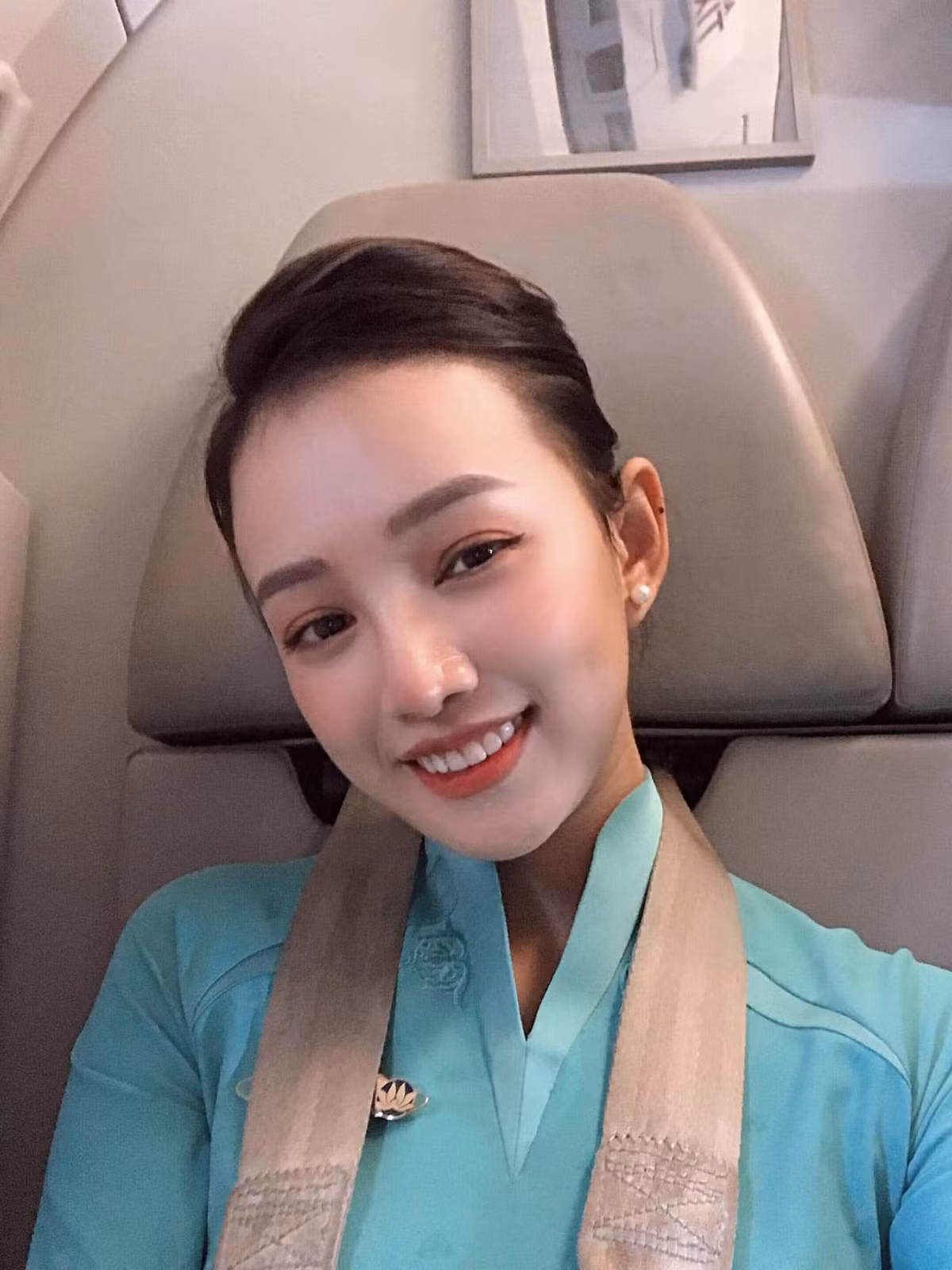 Cũng theo Thu Thủy, lúc đầu bản thân chị rất hoảng loạn, bối rối. Chị kêu gọi người thân, bạn bè báo cáo những video đó nhưng không ăn thua.