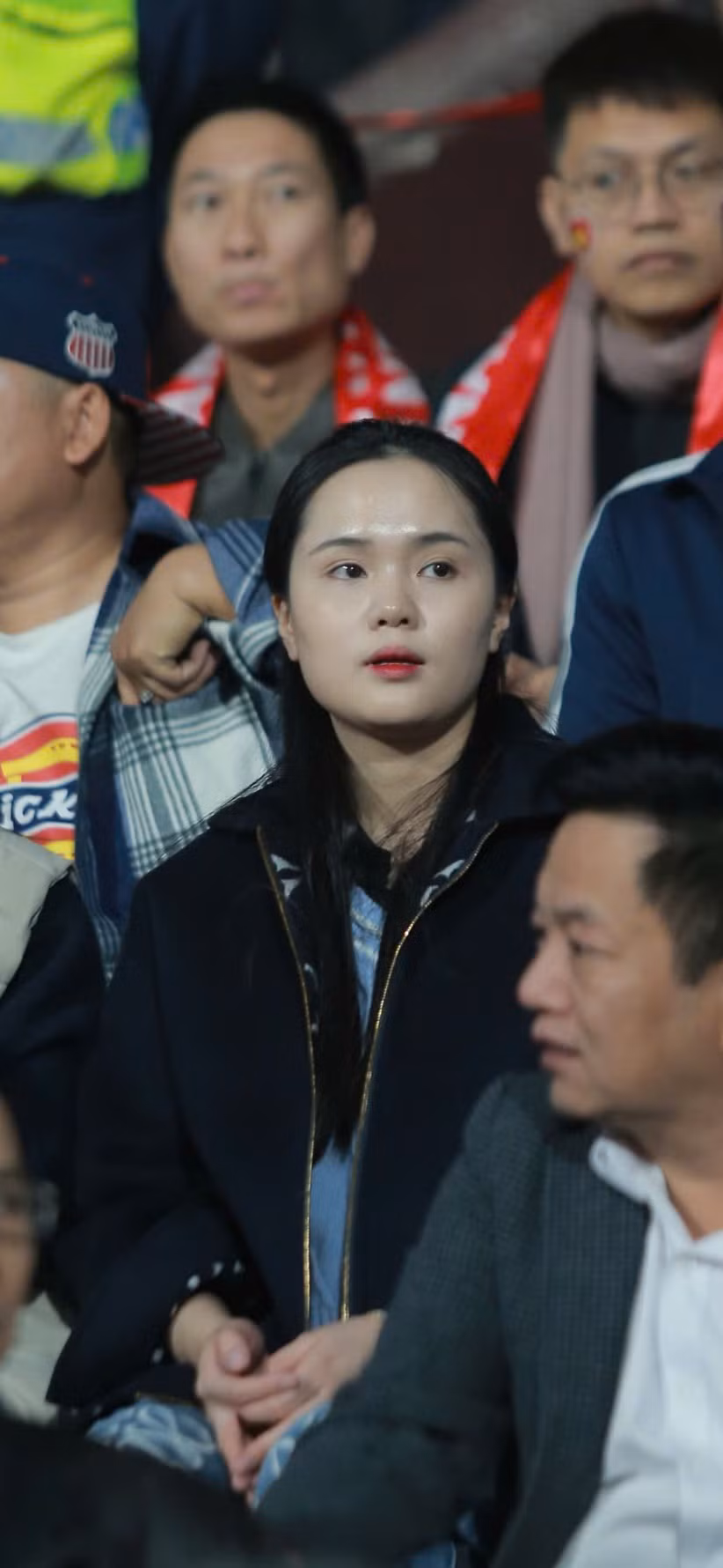 Quỳnh Anh sinh năm 1996 là ái nữ nhà cựu chủ tịch CLB bóng đá Sài Gòn FC - Nguyễn Giang Đông.