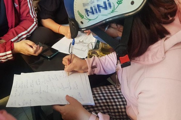 Cong an TP.HCM tiep nhan hang tram don to cao Coolcat