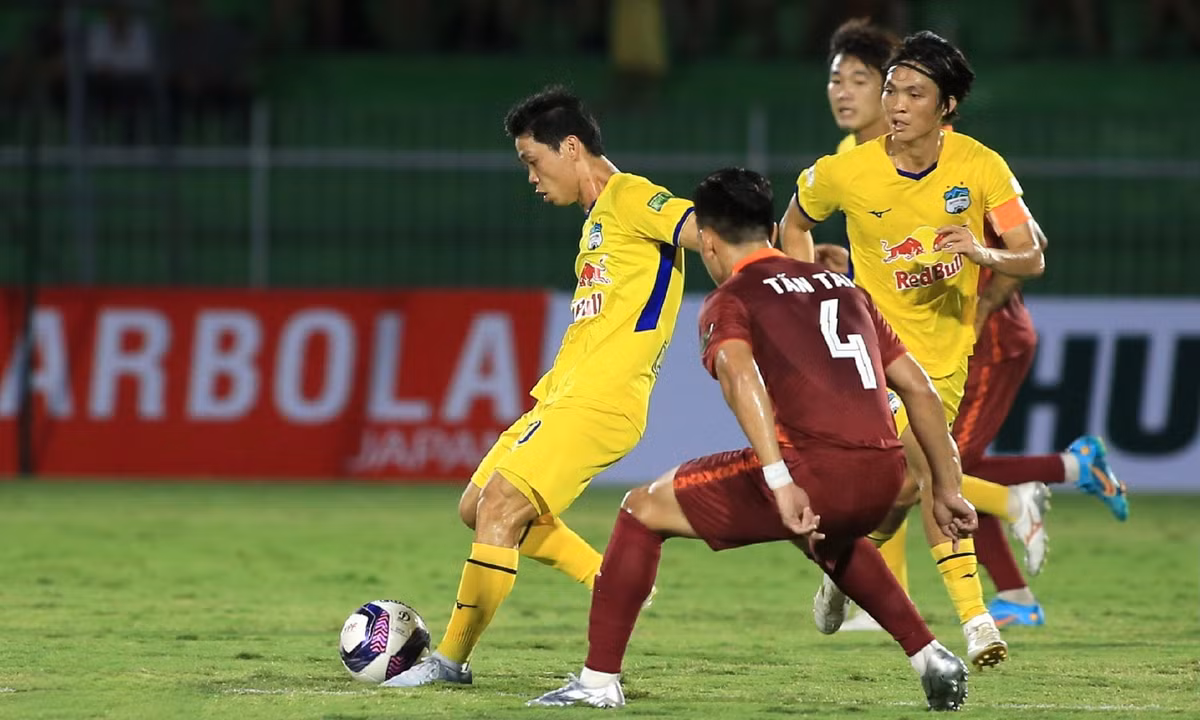 HAGL toat mo hoi truoc Binh Dinh, cam 1 diem ve 