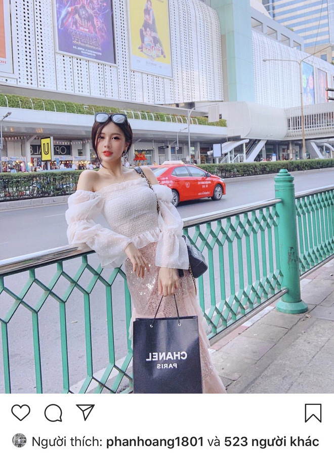 Sau khi được một số tờ báo Trung gọi tên, Kalli Nguyễn tỏ ra khá bất ngờ: “Hèn gì từ tối qua tới giờ quá trời người Trung Quốc follow like. Huhu why, tôi chọn cuộc sống ẩn dật bình yên mà”.