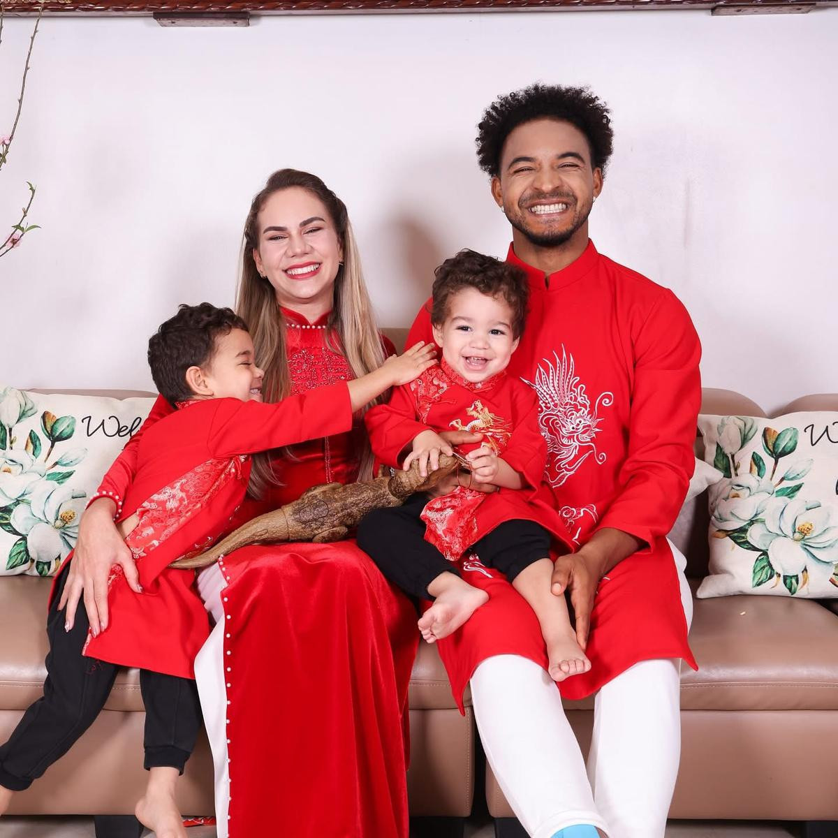 Trước khi đến với bóng đá Việt Nam, tiền đạo quê Brazil từng có cuộc sống khó khăn.