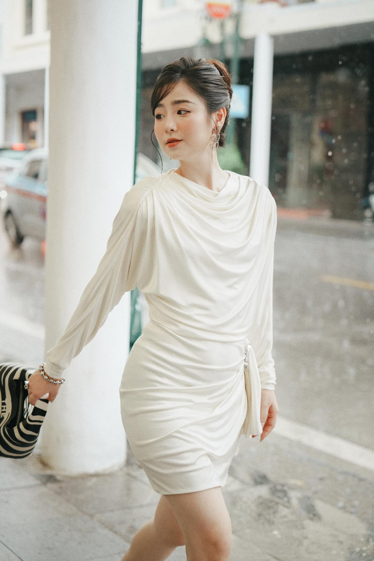 Sau khi tốt nghiệp đại học, Nam Thương không theo nghiệp diễn xuất mà trở thành người sáng tạo nội dung mạng xã hội và kinh doanh spa.