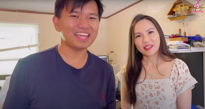 Về phía Khoa Pug, sau khi đăng đàn bóc phốt Johnny Đặng lừa đảo, anh từng chia sẻ sẽ làm clip một mình, không quay chung video cùng ai nữa bởi cứ làm với ai lại bị người đó lợi dụng.