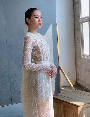 Dù bị netizen soi ra cả rổ hint hẹn hò nhưng Hải My và Văn Hậu vẫn chưa chịu lên tiếng xác nhận.