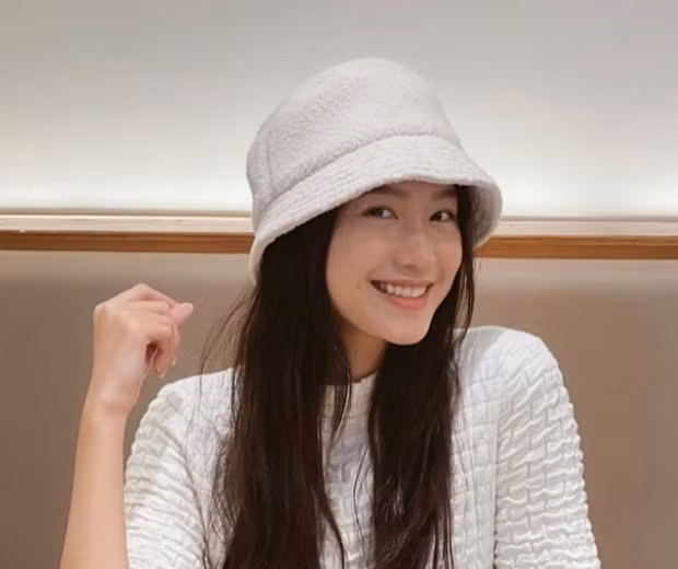 Doãn Hải My, sinh năm 2001, cô nàng gây chú ý khi lọt vào Top 10 Hoa Hậu Việt Nam, dù không có chiều cao nổi bật và thần thái tự tin mỗi khi xuất hiện trên sân khấu.