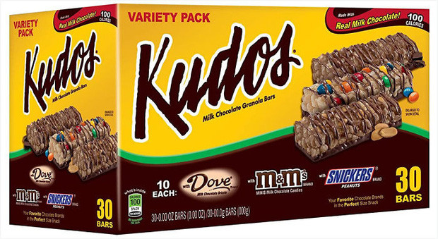 Kudos là một thanh ngũ cốc granola làm từ socola sữa, được ra mắt lần đầu tiên vào năm 1986 với 3 hương vị chủ yếu là: kẹo dẻo, socola và bơ đậu phộng. Đến nay, nó gần như đã biến mất vĩnh viễn.