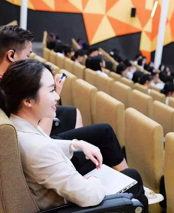 Sau sự việc với lùm xùm của fan Xuân Trường diễn ra vào năm 2018, chàng tiền vệ của HAGL và bạn gái từng bị vướng tin đồn rạn nứt.