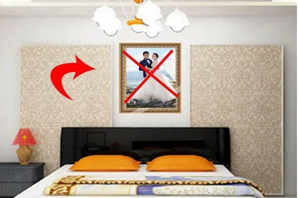 Treo anh cuoi o 3 vi tri nay: Vo chong suot ngay khac khau