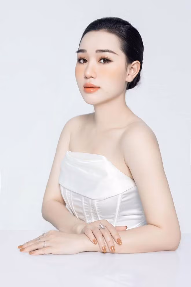 Năm 2021, Tấn Tài và Hiếu Phạm đón con trai đầu lòng, đặt tên là Hồ Gia Phúc. Vì con nhỏ và tình hình dịch COVID-19 phức tạp, cặp đôi phải hoãn cưới. Đến tháng 4/2022, đám cưới của họ mới được tổ chức trong sự chúc phúc của hai bên gia đình.