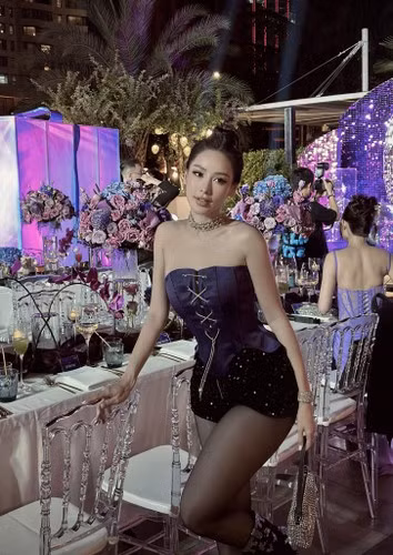 Thanh Thảo của hiện tại sở hữu sắc vóc nóng bỏng.