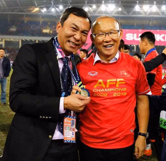 Chiếc cúp vàng AFF Cup cũng khép lại 1 năm vô cùng thành công của HLV Park Hang Seo cũng như bóng đá Việt Nam trong năm 2018.