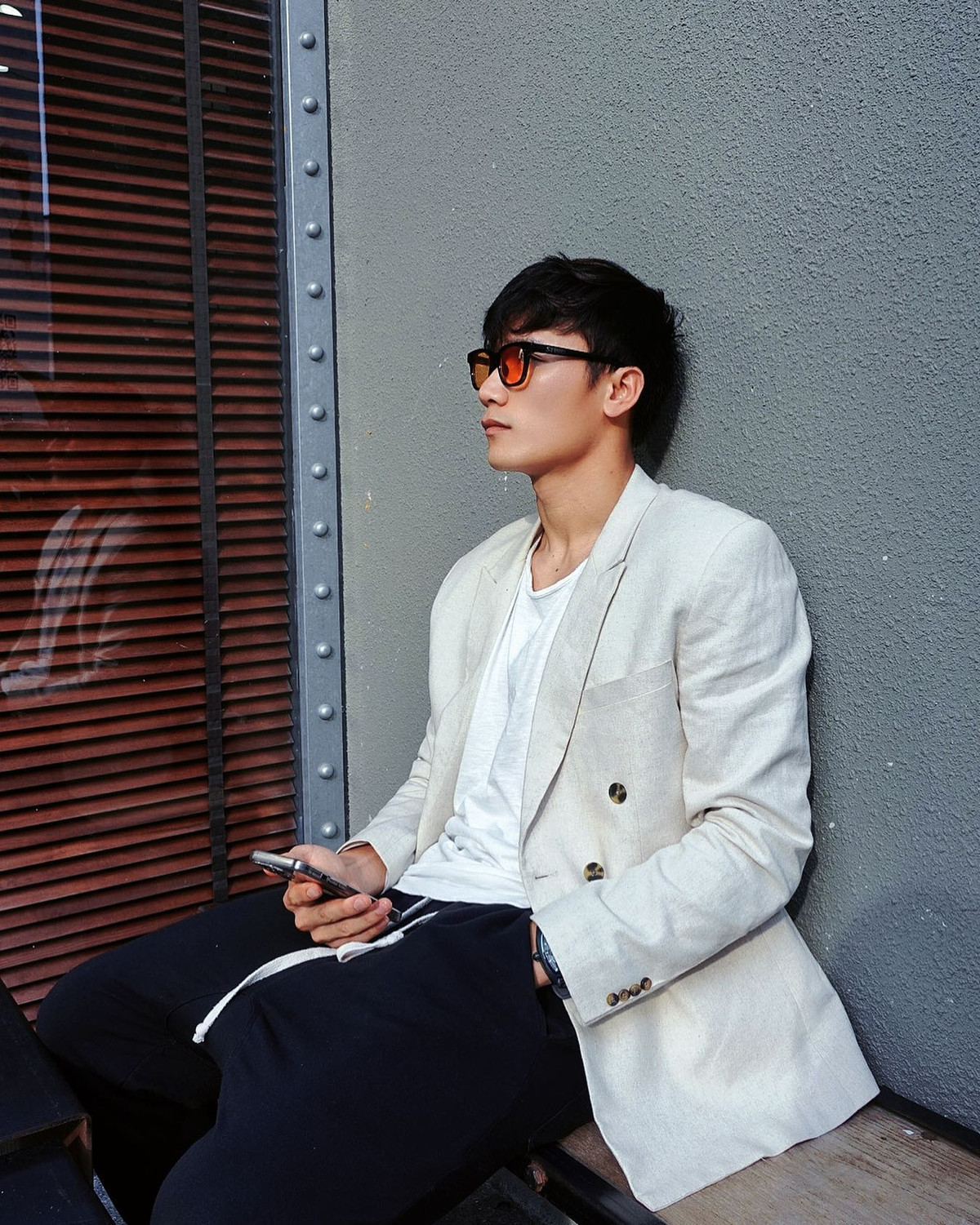 Chưa rõ định hướng tương lai đối với nghiệp sân cỏ của Bùi Tiến Dũng ra sao nhưng nhiều NHM tiếc cho sự nghiệp của chàng người hùng từng oanh liệt cùng U23 Việt Nam tạo nên dấu ấn tại Thường Châu năm 2018.