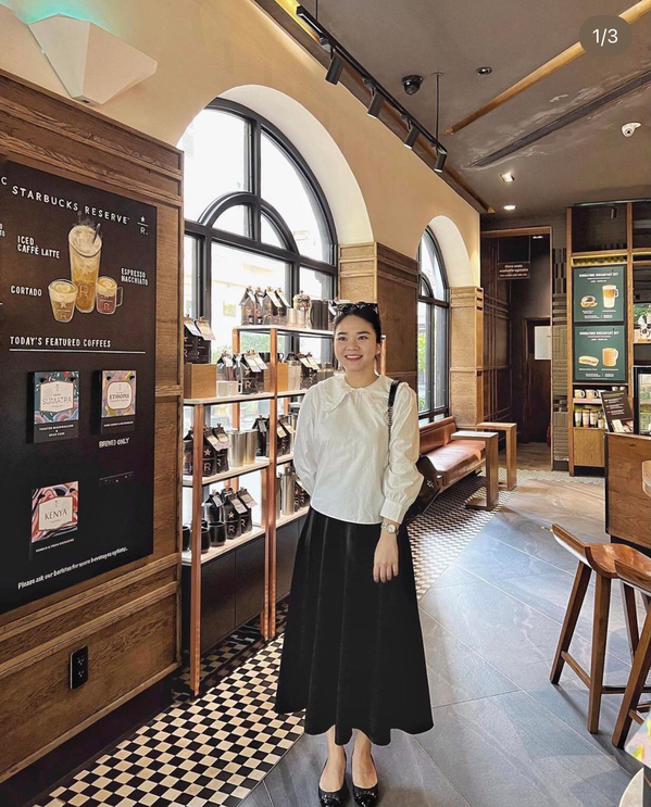 Sau quá trình tham gia huấn luyện, Phụng chính thức trở thành cơ phó tàu bay A321 vào tháng 9/2017.