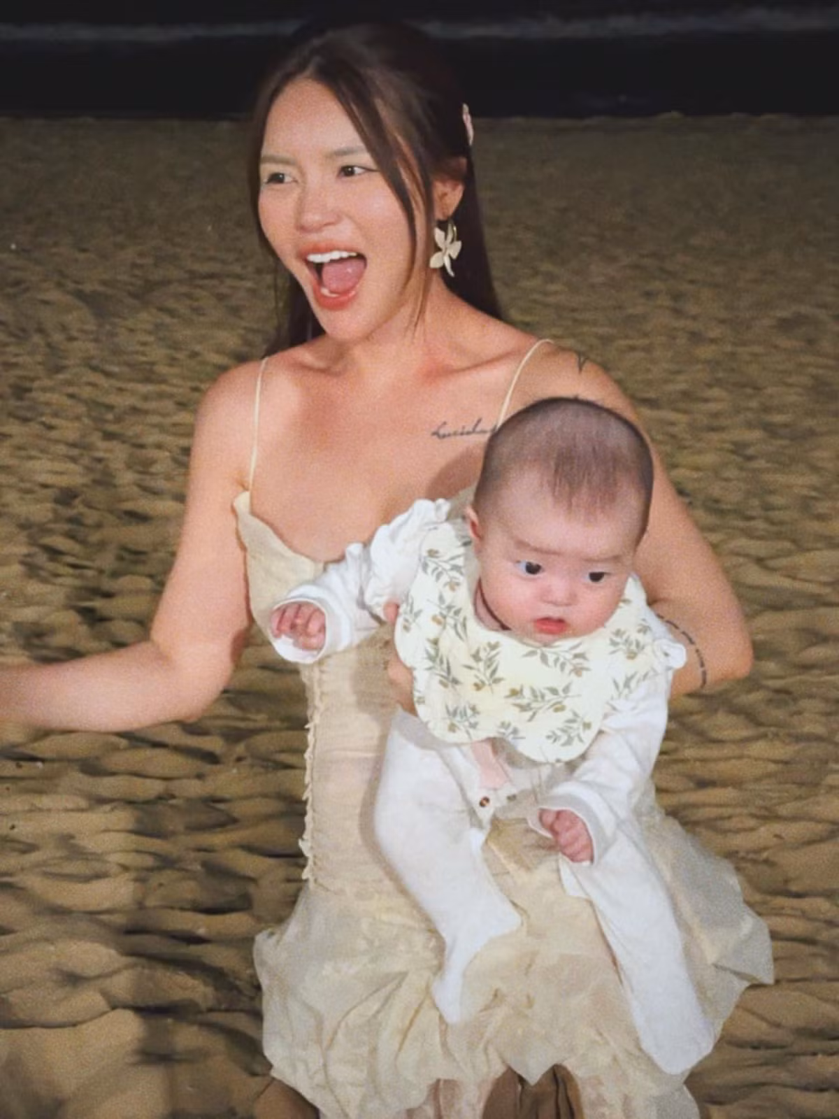 Khi những khoảnh khắc trong sinh nhật của "phú bà" Lucie Nguyễn được đăng tải lên MXH, dân mạng dấy lên nghi vấn cặp có tin vui lần thứ 3 và nhiệt liệt chúc mừng.