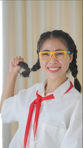 Thay đổi để bản thân thêm tự tin, hoàn hảo chẳng có gì là xấu. Những người yêu mến hào hứng mong chờ diện mạo hoàn thiện của Thơ Nguyễn trong thời gian tới.