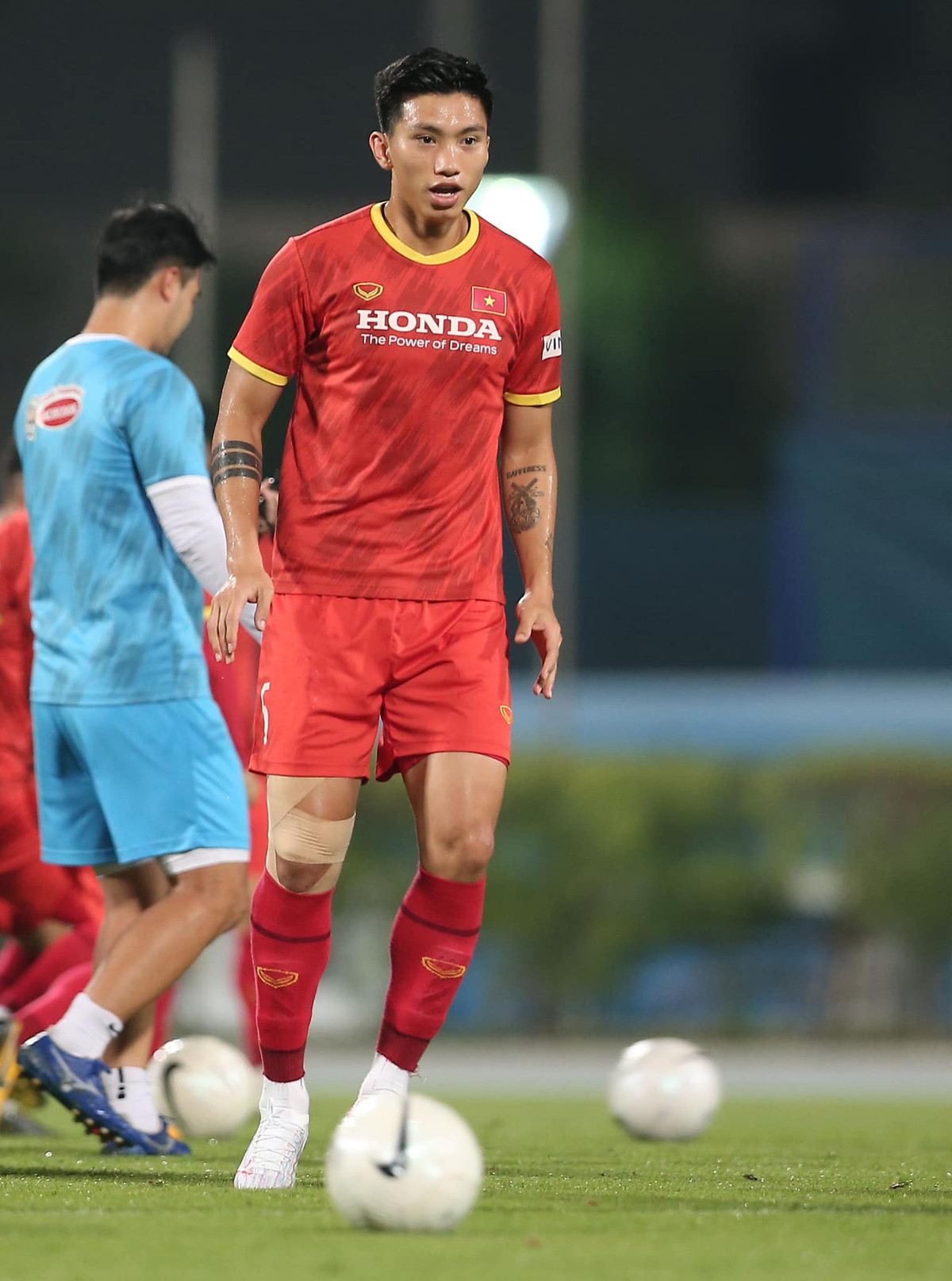 So với hơn 3 năm về trước khi cùng U23 Việt Nam lập kỳ tích ở Thường Châu thì hiện tại, Đoàn Văn Hậu thực sự đã "trổ mã", phong độ hơn rất rất nhiều.