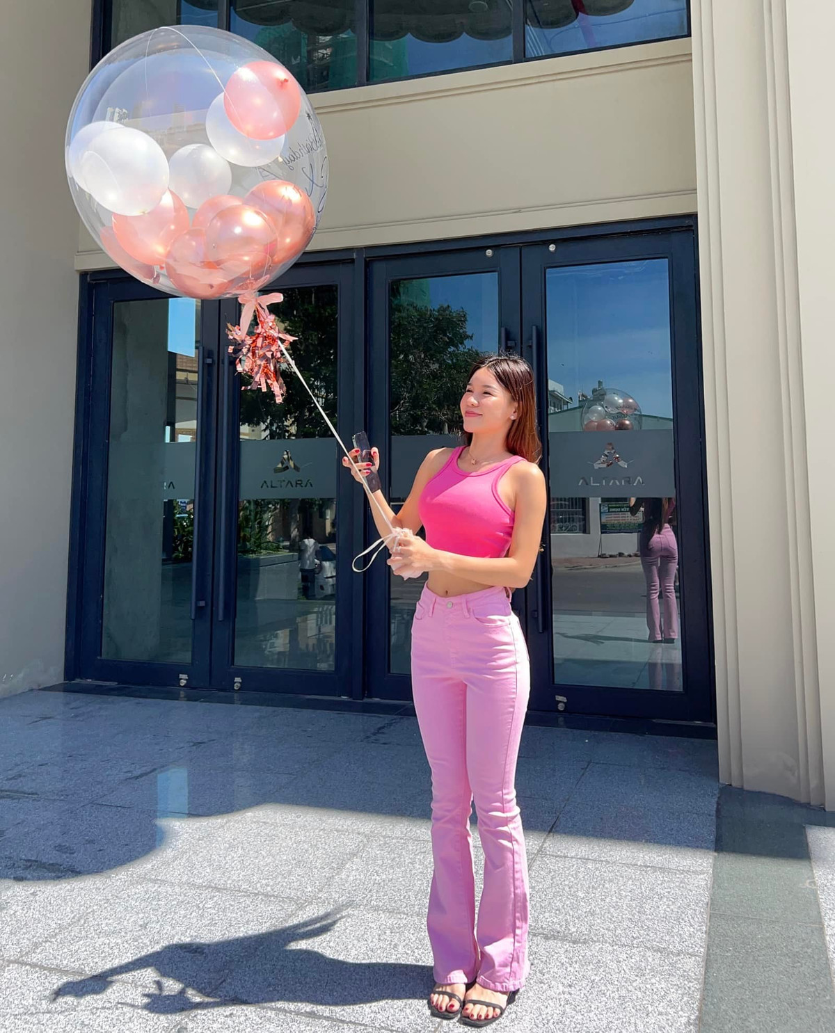 Đặng Văn Lâm và bạn gái lộ tin đồn hẹn hò từ tháng 9 năm 2018.