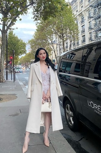 "Chiến thần review" Hà Linh tự mua xe, nhà khi tuổi còn trẻ.