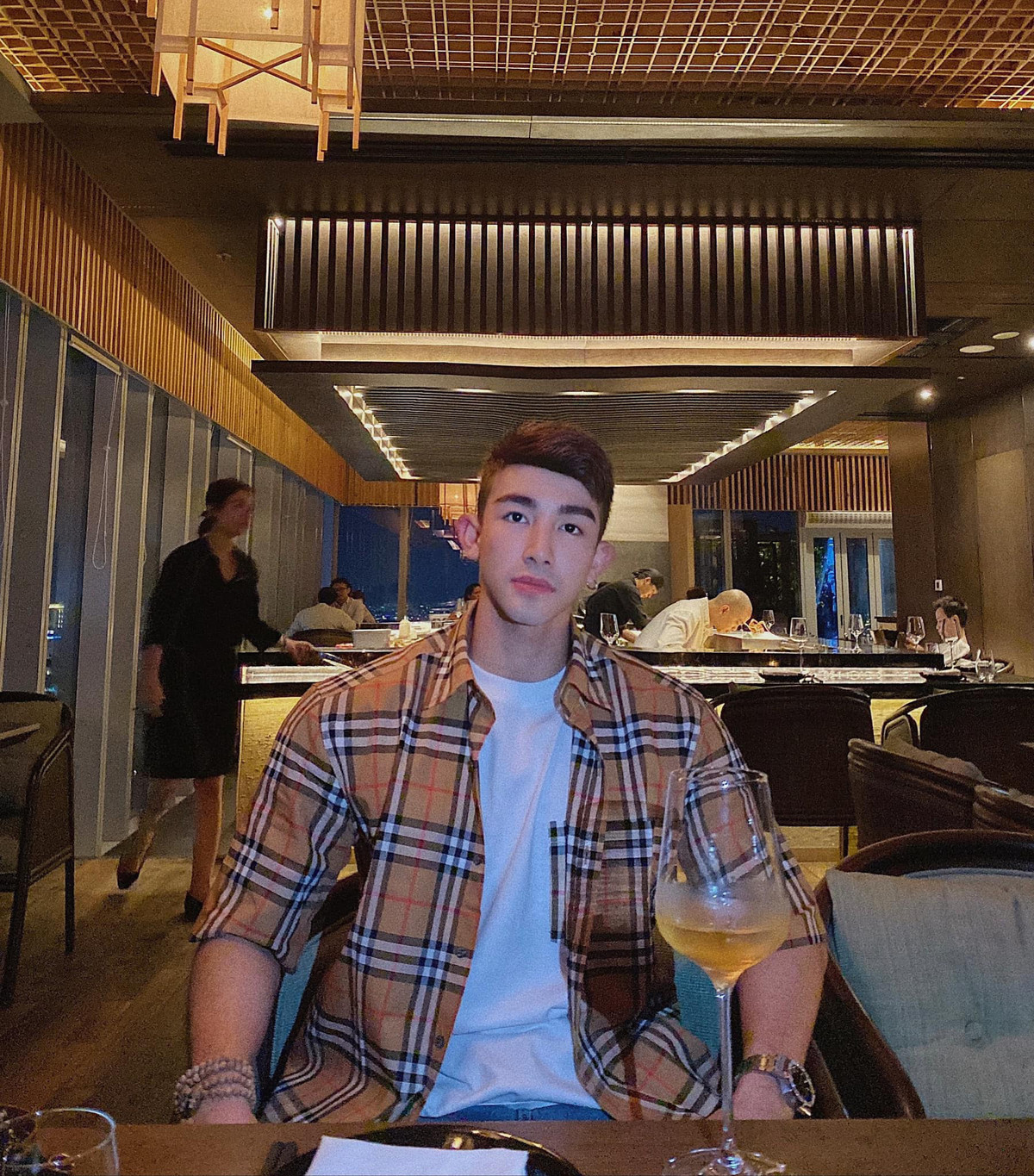 Nhờ có ngoại hình bắt mắt và là một hotboy khá nổi tiếng, được theo dõi nhiều trên mạng xã hội, Lục Triều Vỹ trở thành người mẫu và được cộng đồng mạng đặt biệt danh "Nickhun Việt Nam".