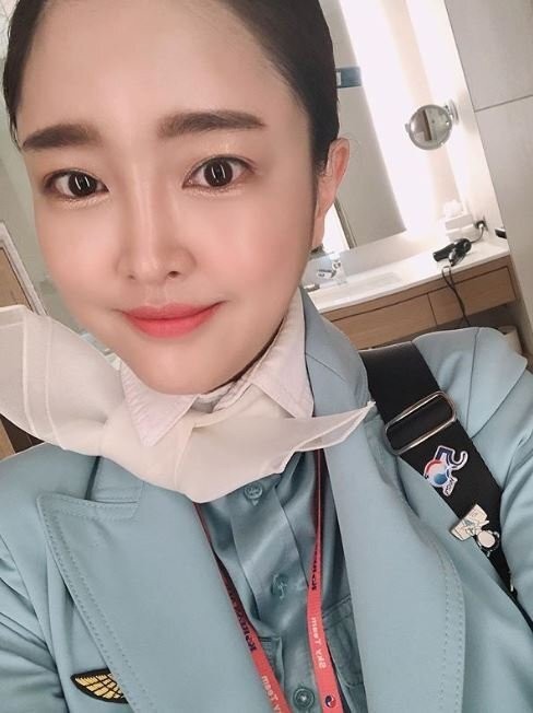 Jhun Mina có sở thích tự nấu ăn, uống cà phê vào buổi sáng. Cô vẫn ăn đồ ăn vặt, đồ ăn nhanh, song thường sẽ cân bằng bằng cách ăn cùng nhiều loại rau, củ, quả khác.