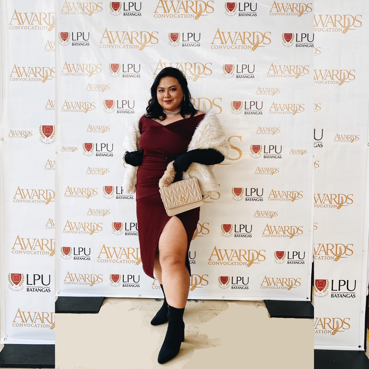 Một người xem những clip lặn biển Sharry Lei viết: "Tôi thấy tràn đầy năng lượng khi xem những video này, Sharry là 'nàng tiên cá' đặc biệt nhất tôi từng thấy".