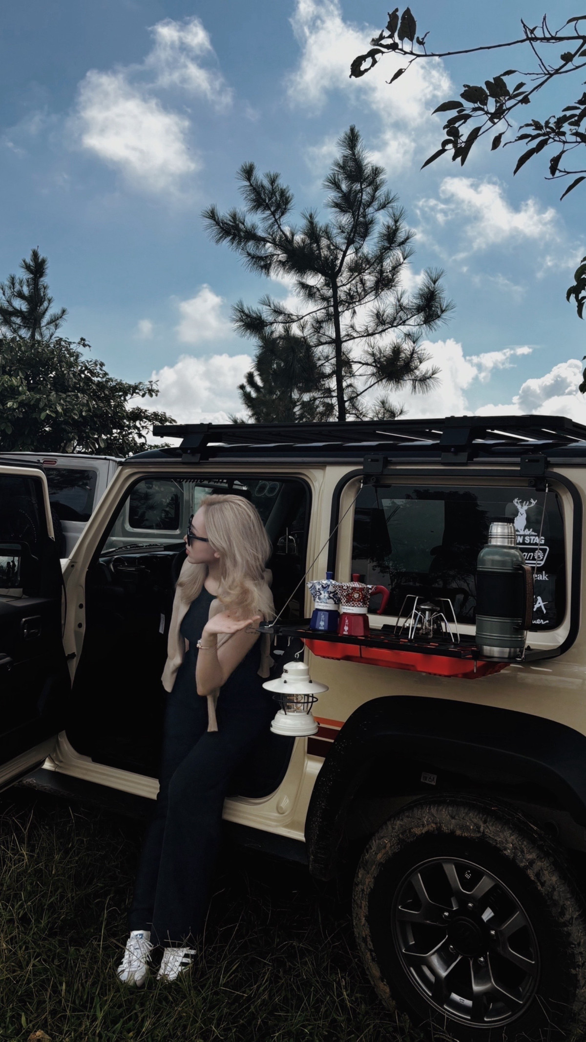 Phương Dung cho hay xe cộ cũng là một cái duyên giúp vợ chồng có cơ hội gặp gỡ, tìm thấy nhiều điểm tương đồng và gắn bó.