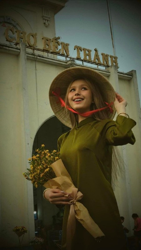 Hot girl Instagram nhận được nhiều lời khen ngợi vì nhan sắc xinh đẹp, thanh thuần.