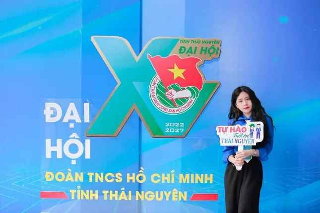 Đoàn kỳ thủ Việt Nam đứng thứ nhất với 14 Huy chương Vàng cá nhân. Trong đó, nữ sinh 17 tuổi Nguyễn Thiên Ngân (học sinh Trường THPT Chu Văn An, Thái Nguyên) mang về tấm HCV U18 nữ nội dung cờ tiêu chuẩn.